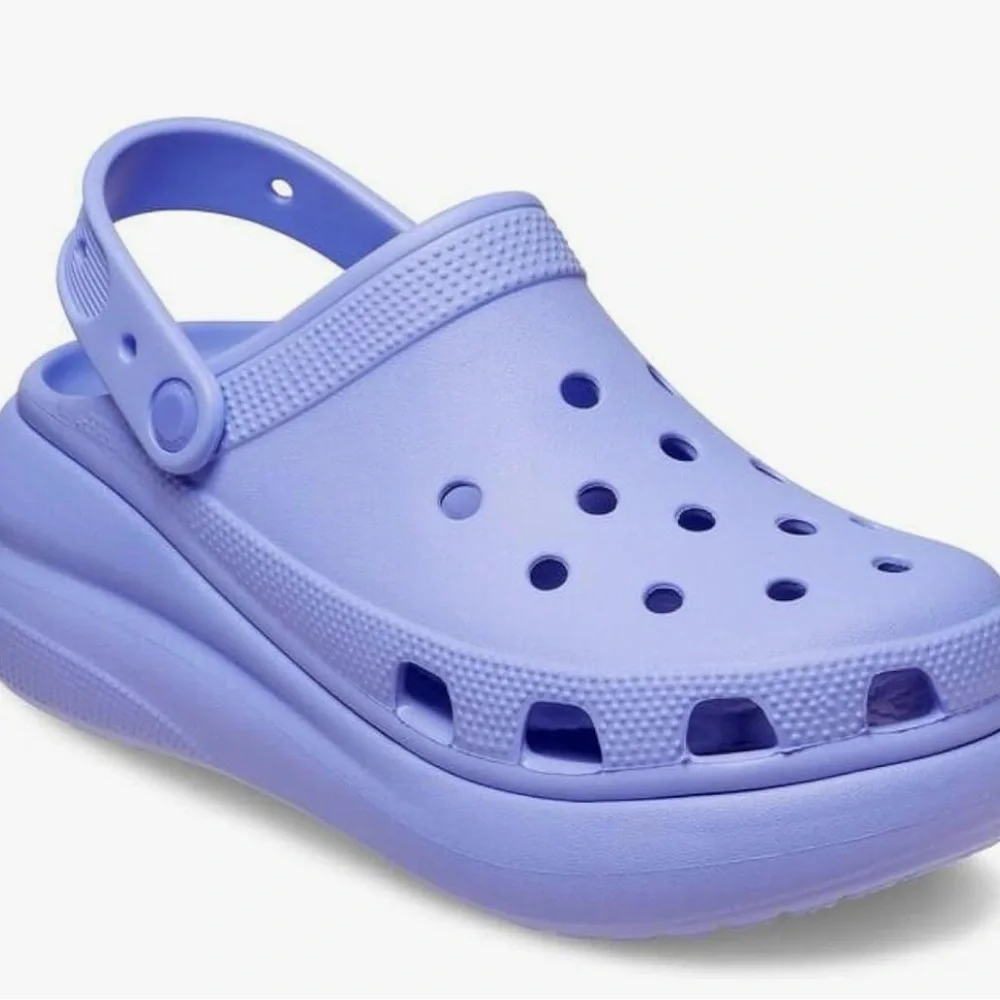 Brand new never worn purple platform crocs - Picture 1 of 4